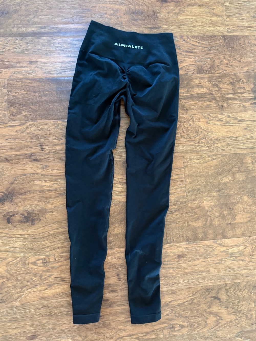 Alphalete Amplify Scrunch-Back Leggings